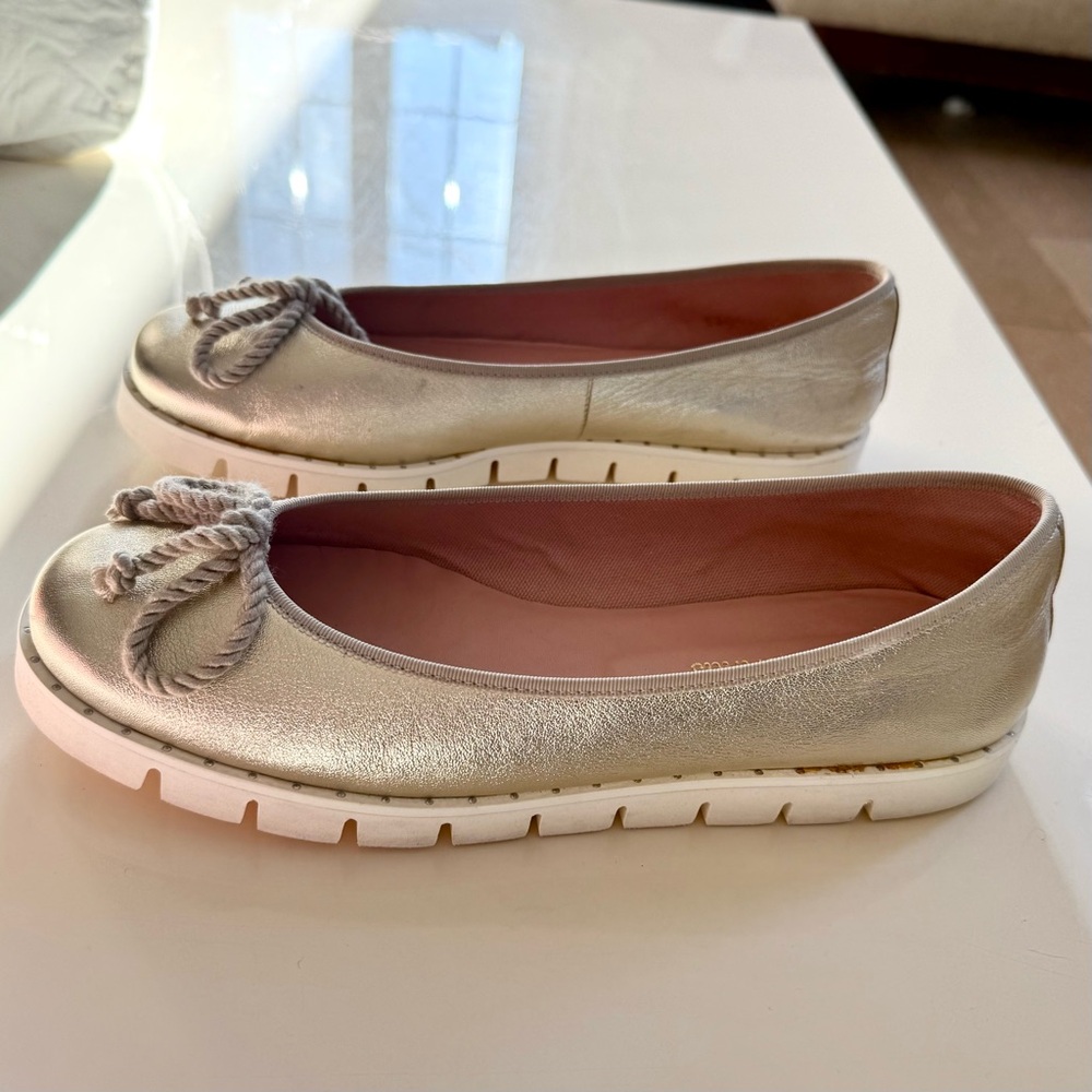 Pretty Ballerinas Rosario Ballet Flats / Gold / 38.5